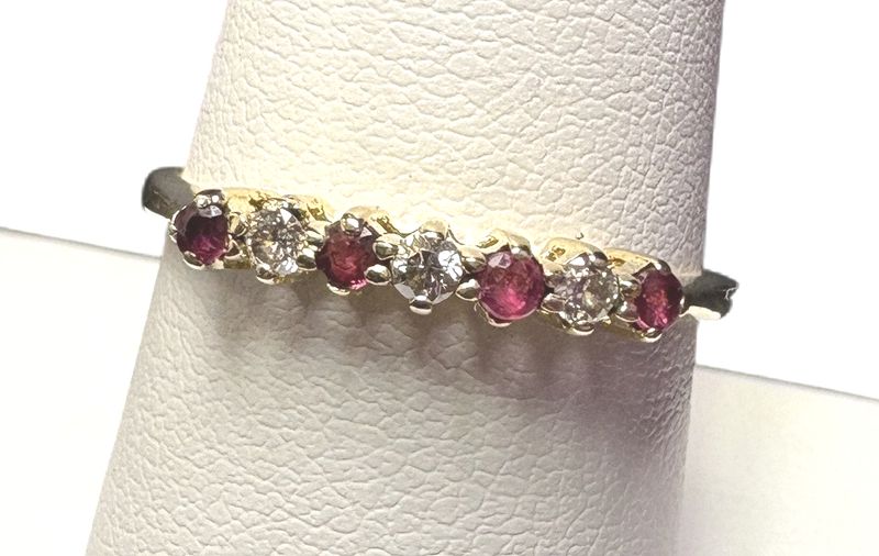 14K RUBY AND DIAMOND BAND 8.75