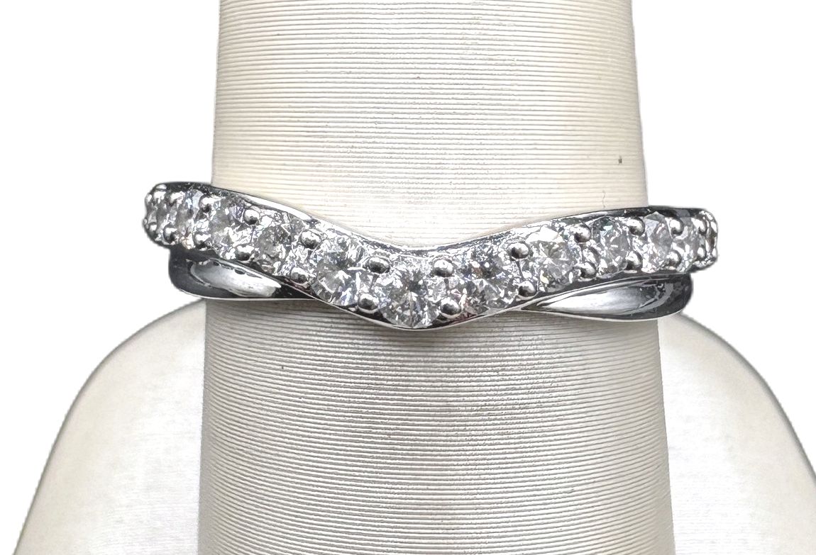 14K CURVED DIAMOND WEDDING BAND BY JARED SIZE 7