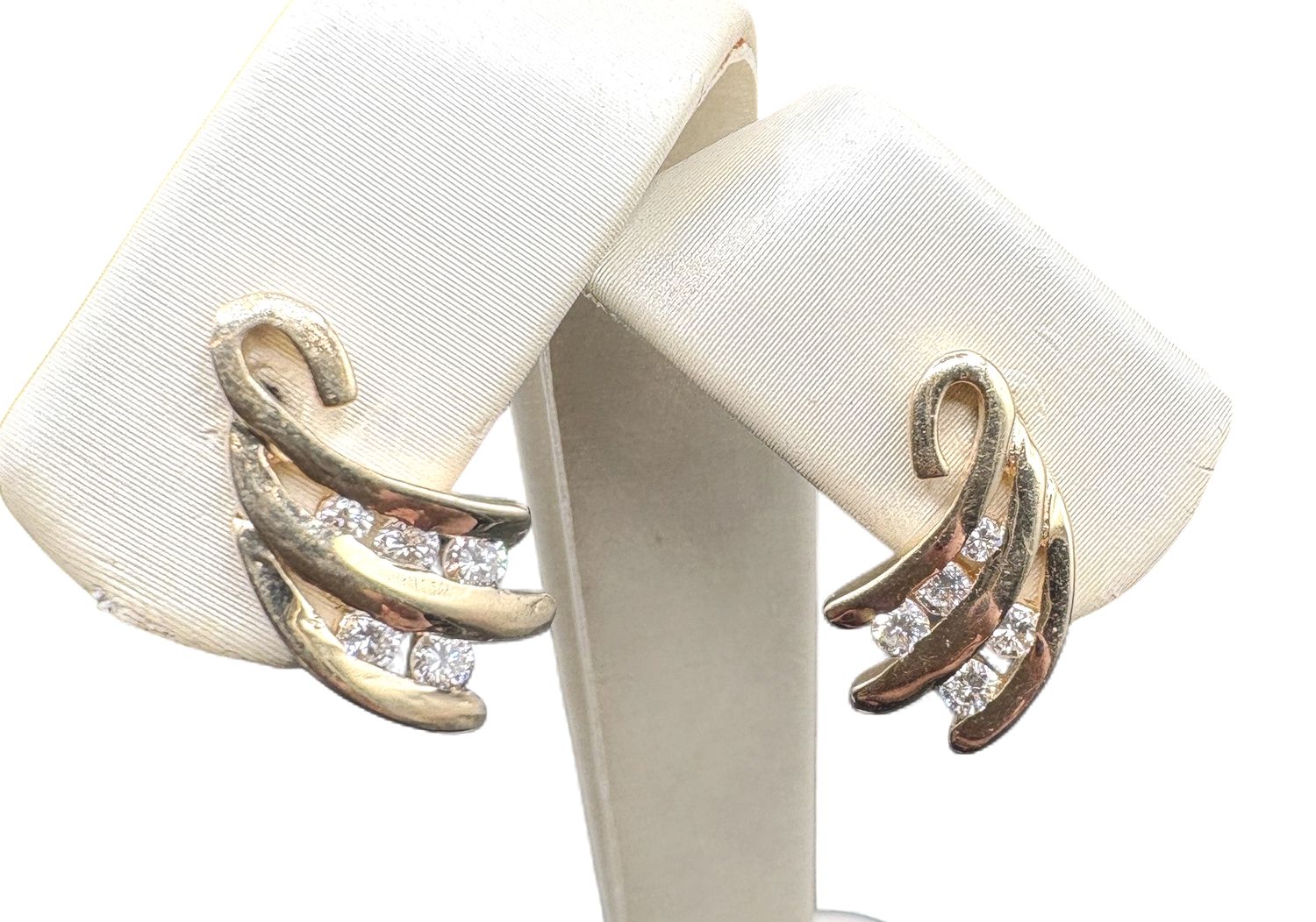 14K DIAMOND STARBURST DESIGN EARRINGS