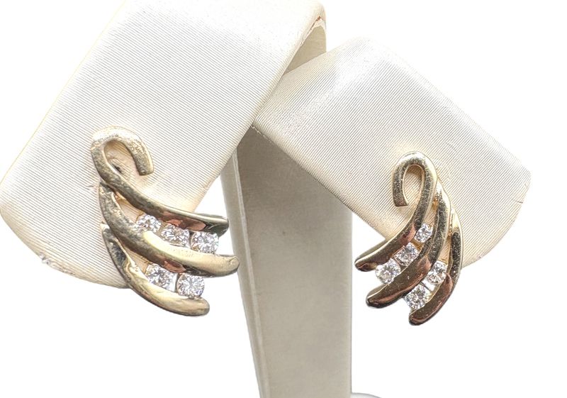 14K DIAMOND STARBURST DESIGN EARRINGS