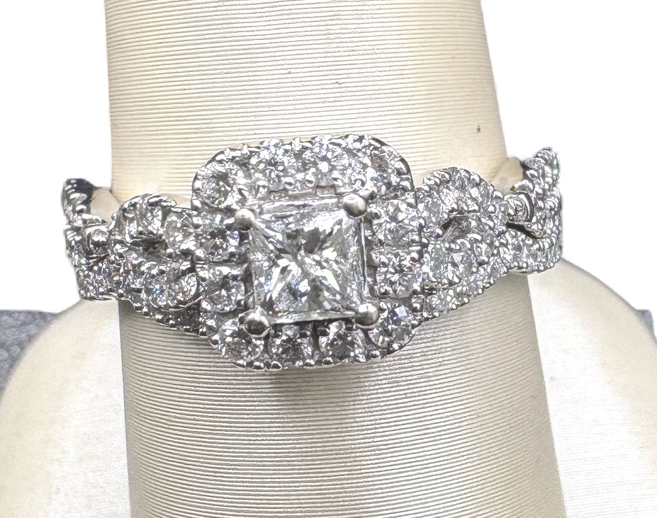 14K DIAMOND PRINCESS CUT WEDDING SET SIZE 7