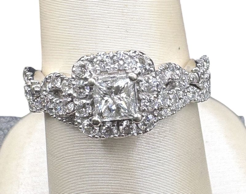 14K DIAMOND PRINCESS CUT WEDDING SET SIZE 7