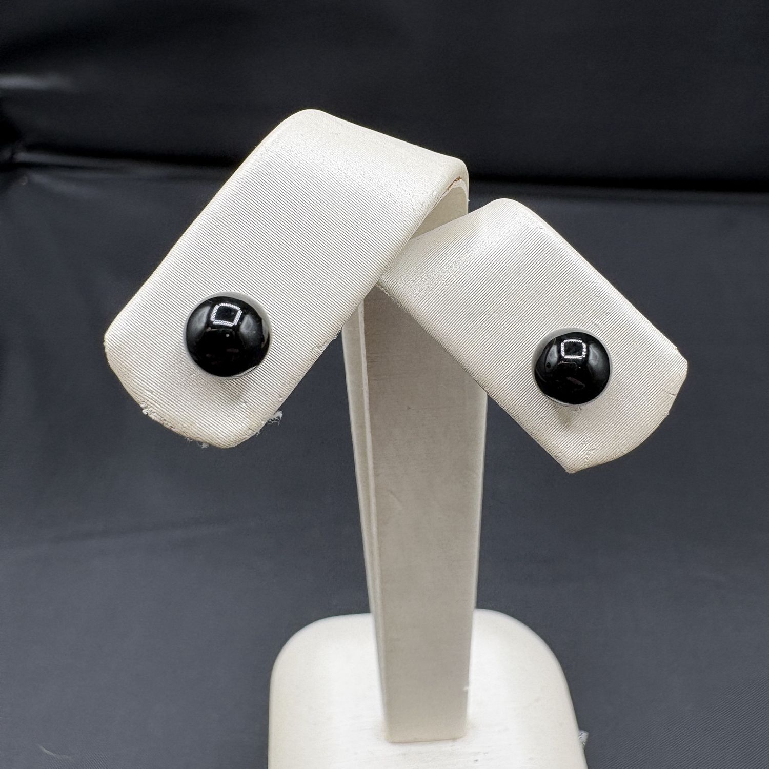 14 BLACK ONYX STUD EARRINGS