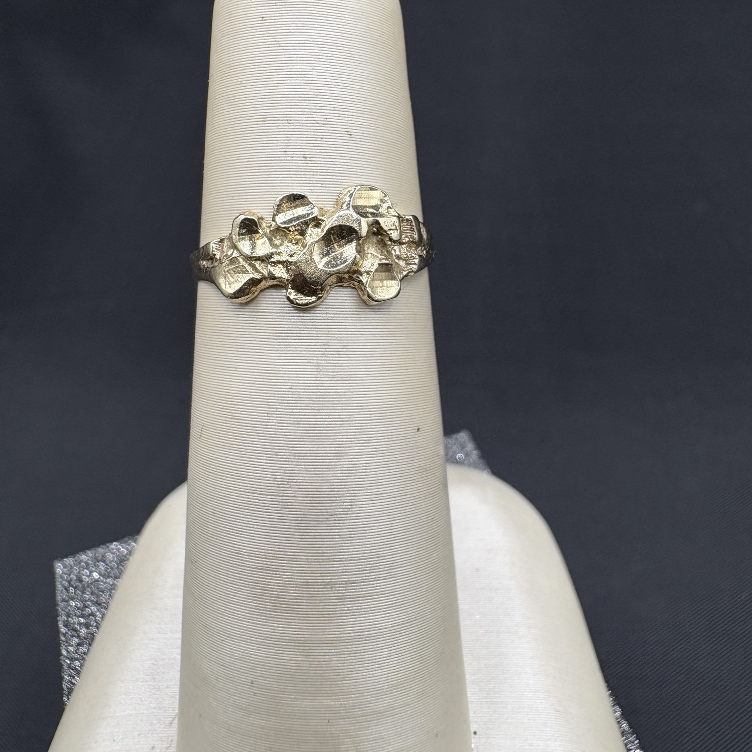 10K PETITE NUGGET RING SIZE 4.25