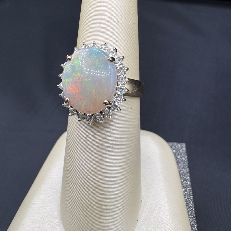 14K OPAL AND DIAMOND RING SIZE 6