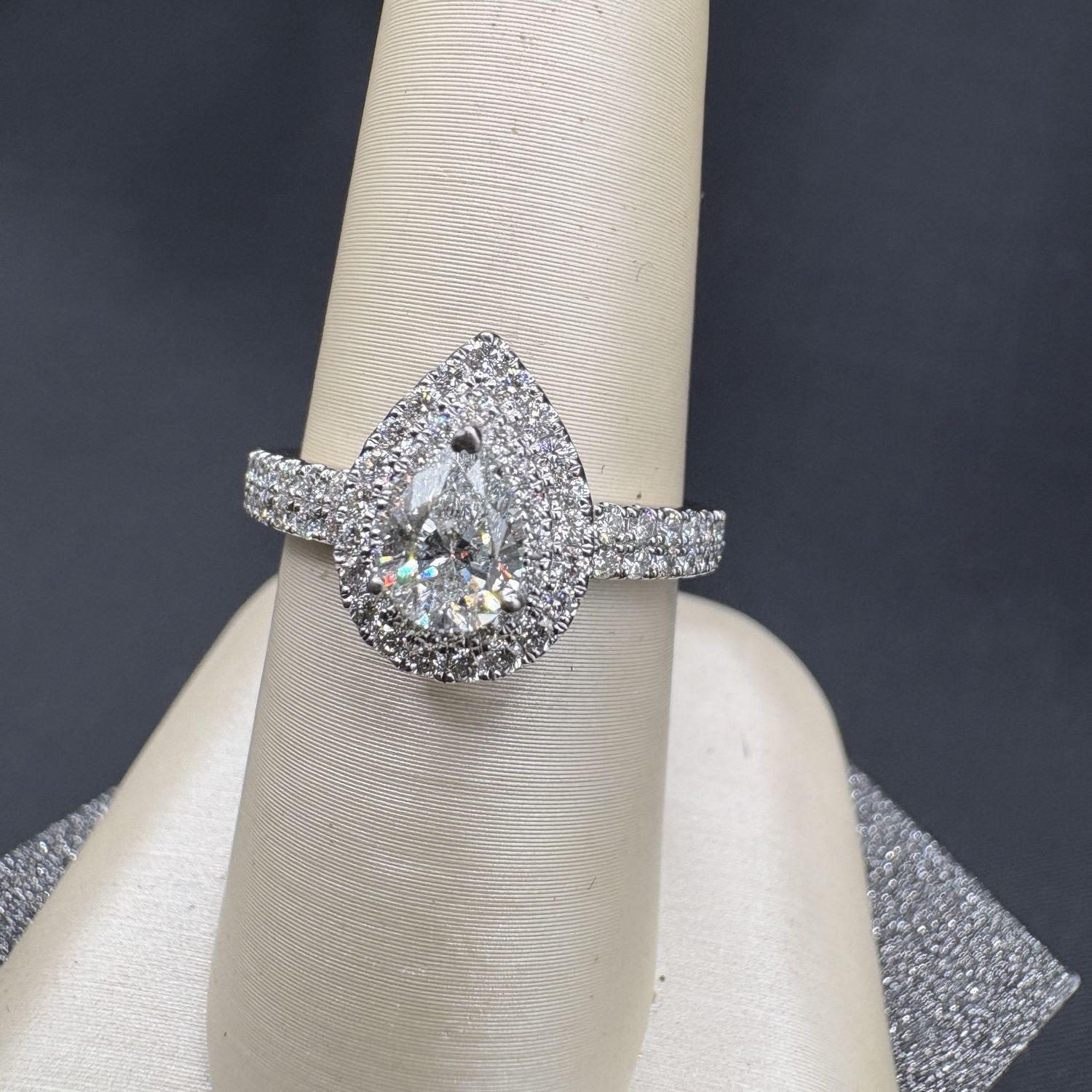 PLATINUM PEAR BRILLIANT DIAMOND ENGAGEMENT SIZE 6.75 RING