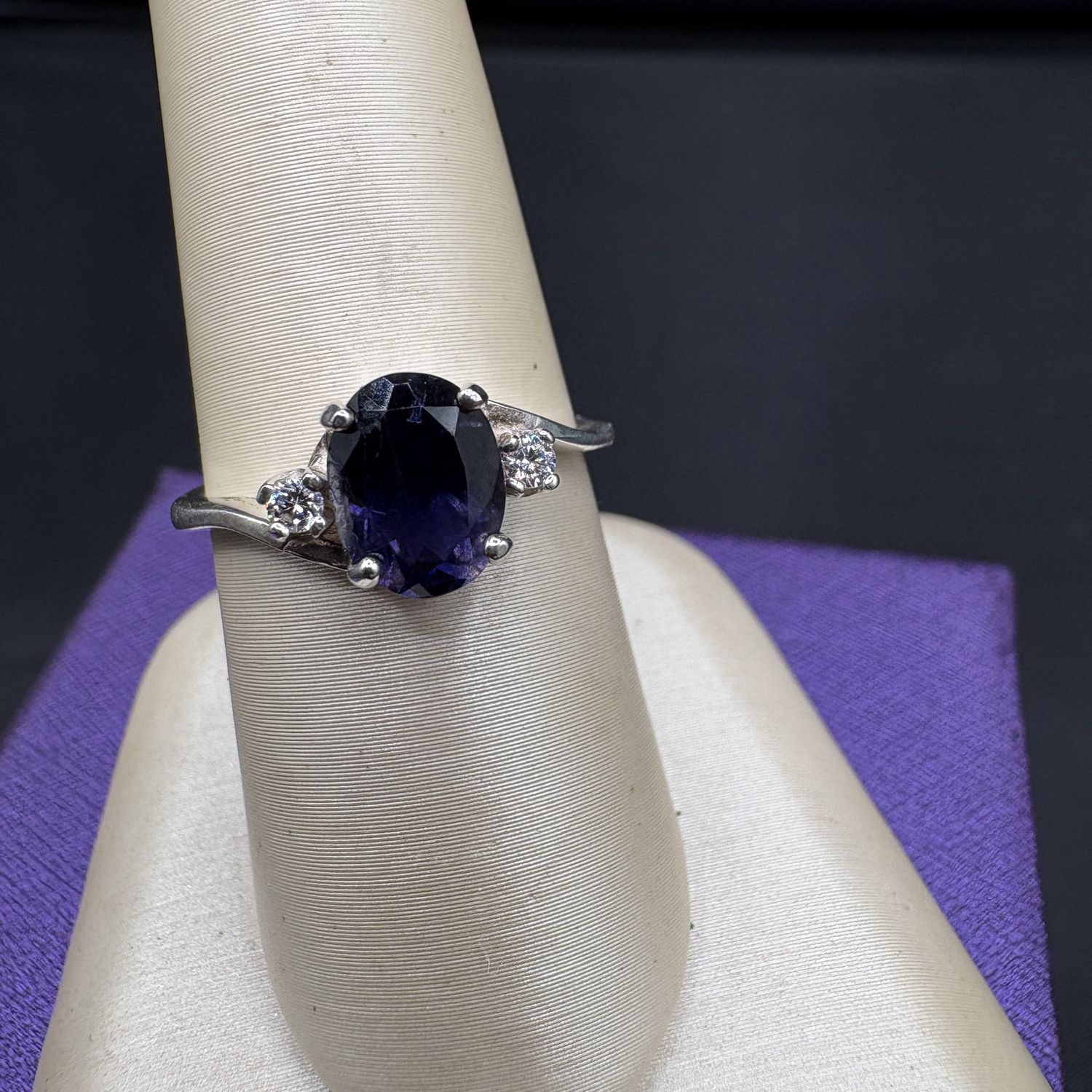 STERLING BLUE OVAL BYPASS RING SZ 7