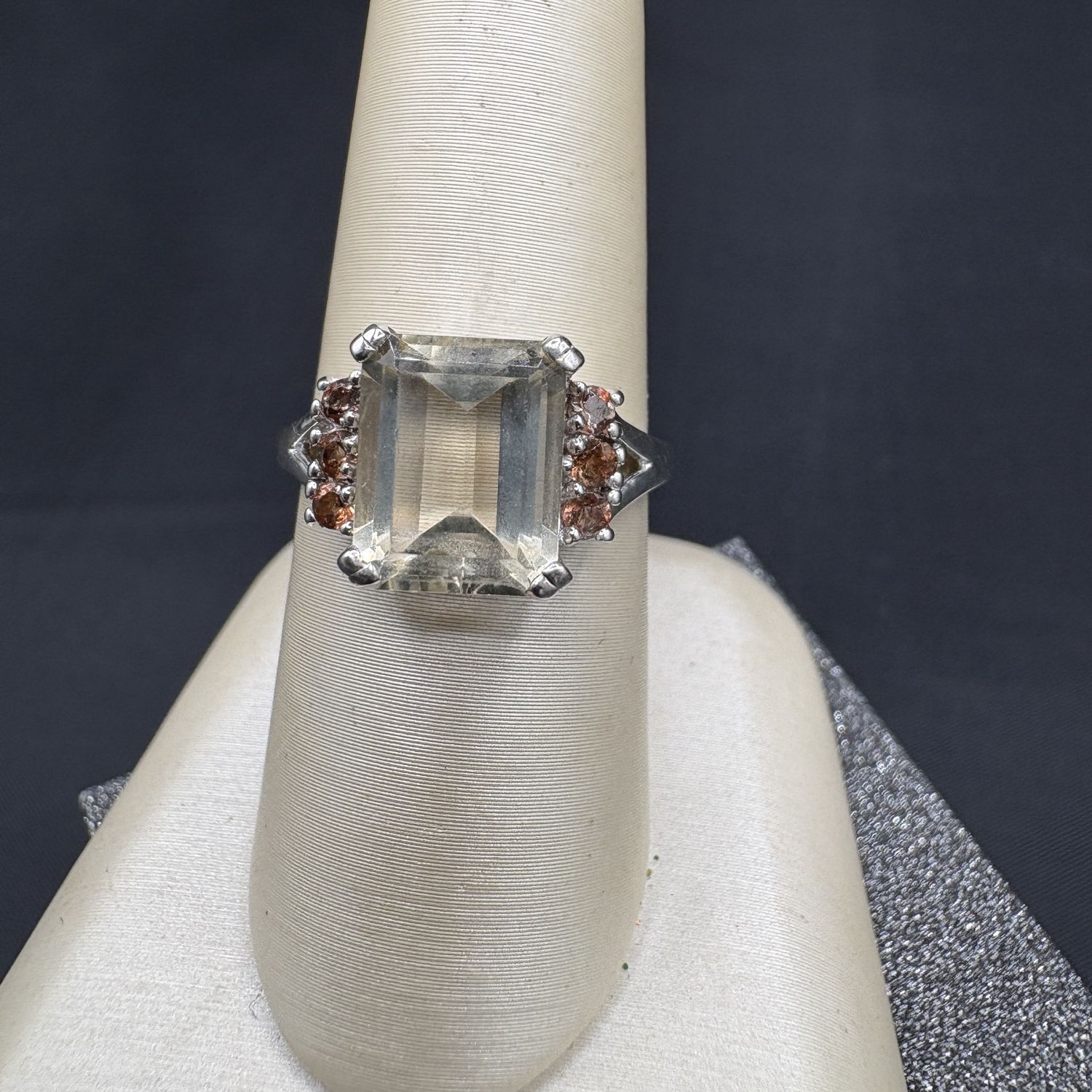 STERLING EMERALD CUT YELLOW STONE SIZE 7