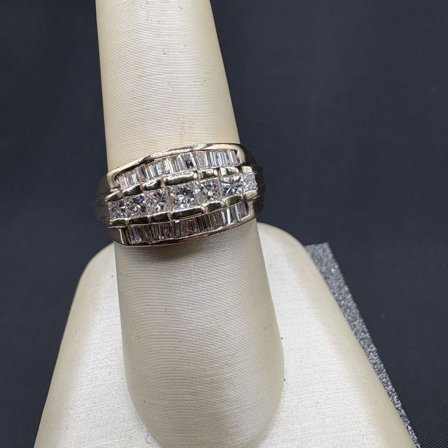 14K PRINCESS &amp; BAGUETTE DIAMOND RING SIZE 7