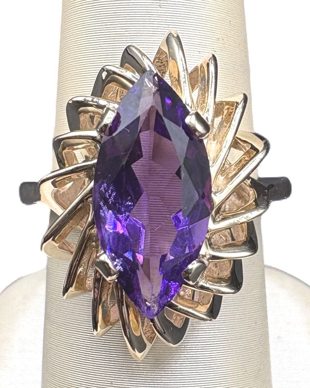 14K UNIQUE MARQUIS AMETHYST RING SIZE 6.25