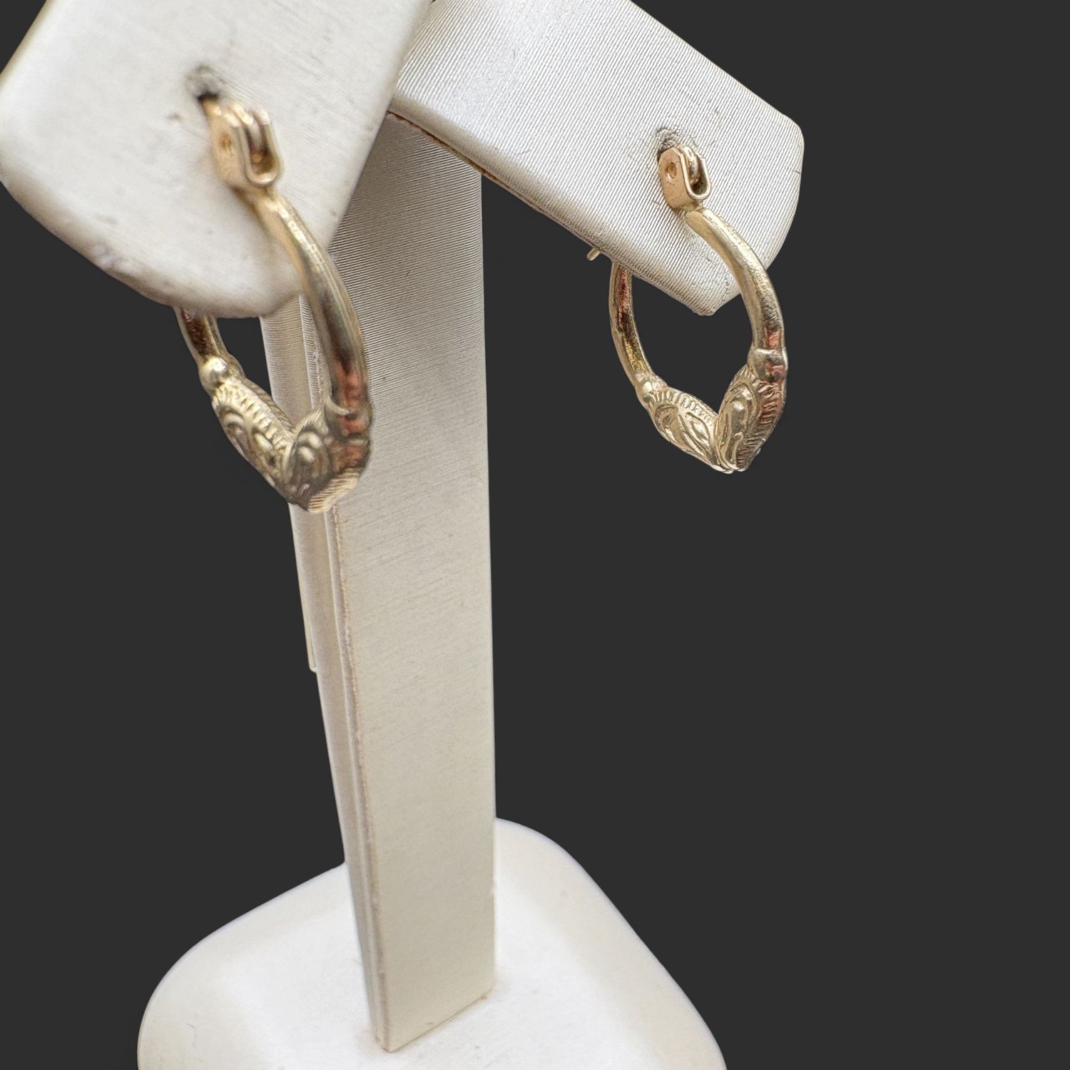 14K RAM HEAD HOOP EARRING