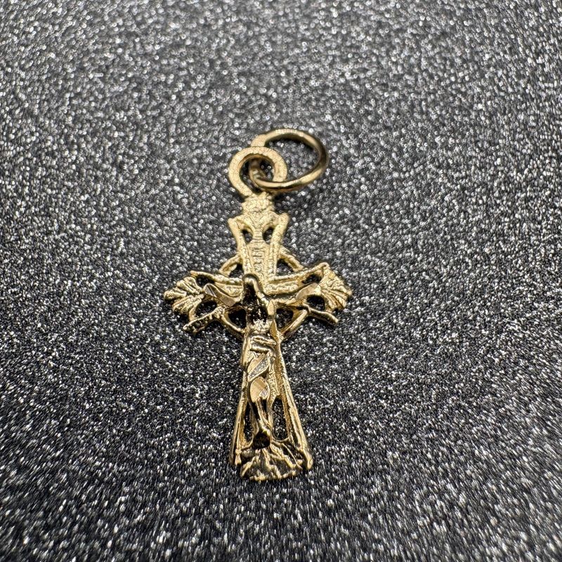 10K CRUCIFIX CHARM PENDANT