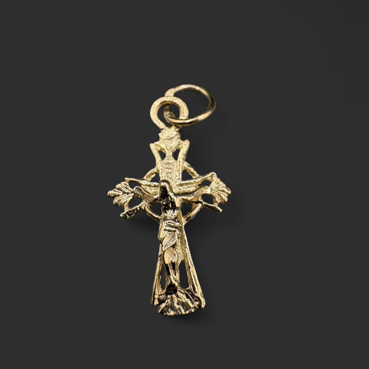 10K CRUCIFIX CHARM PENDANT