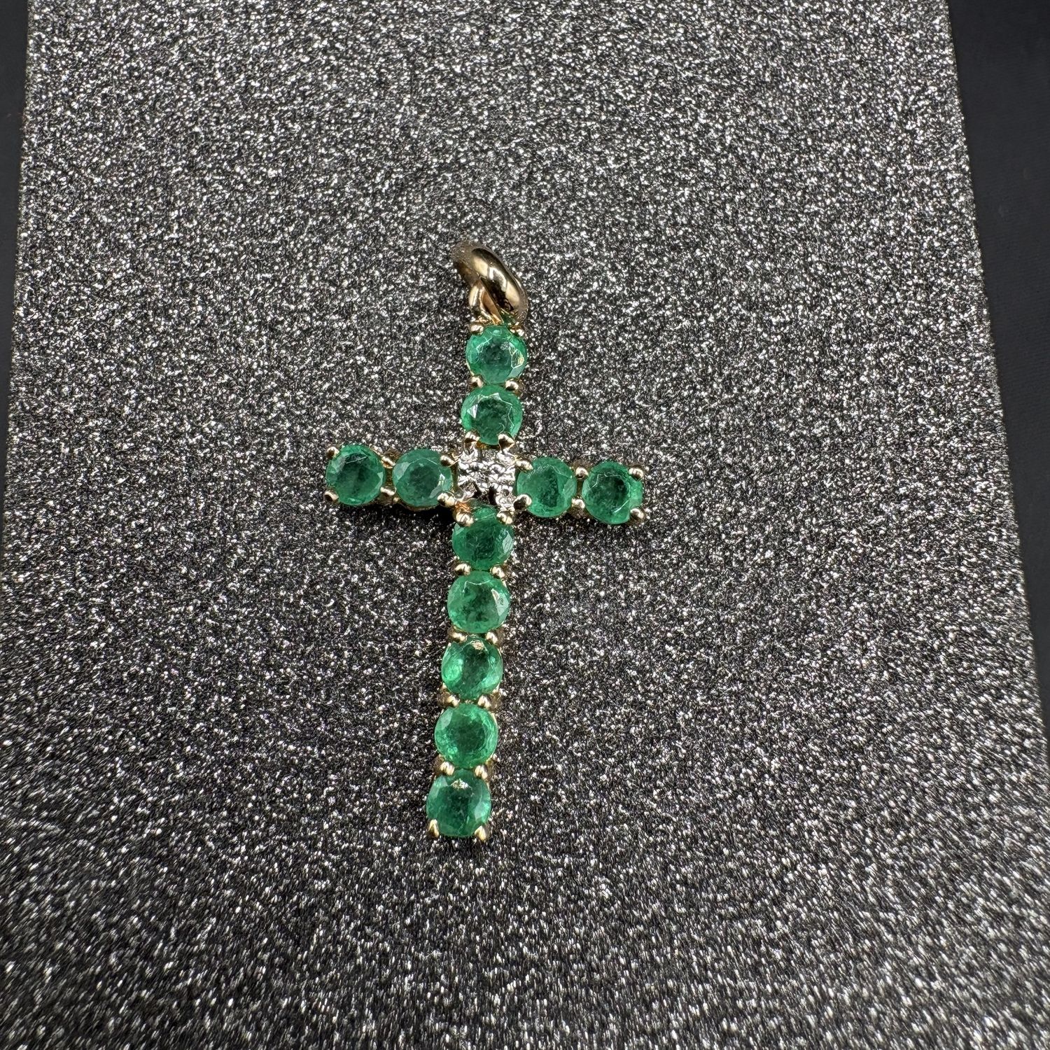 10K EMERALD &amp; DIAMOND CROSS PENDANT