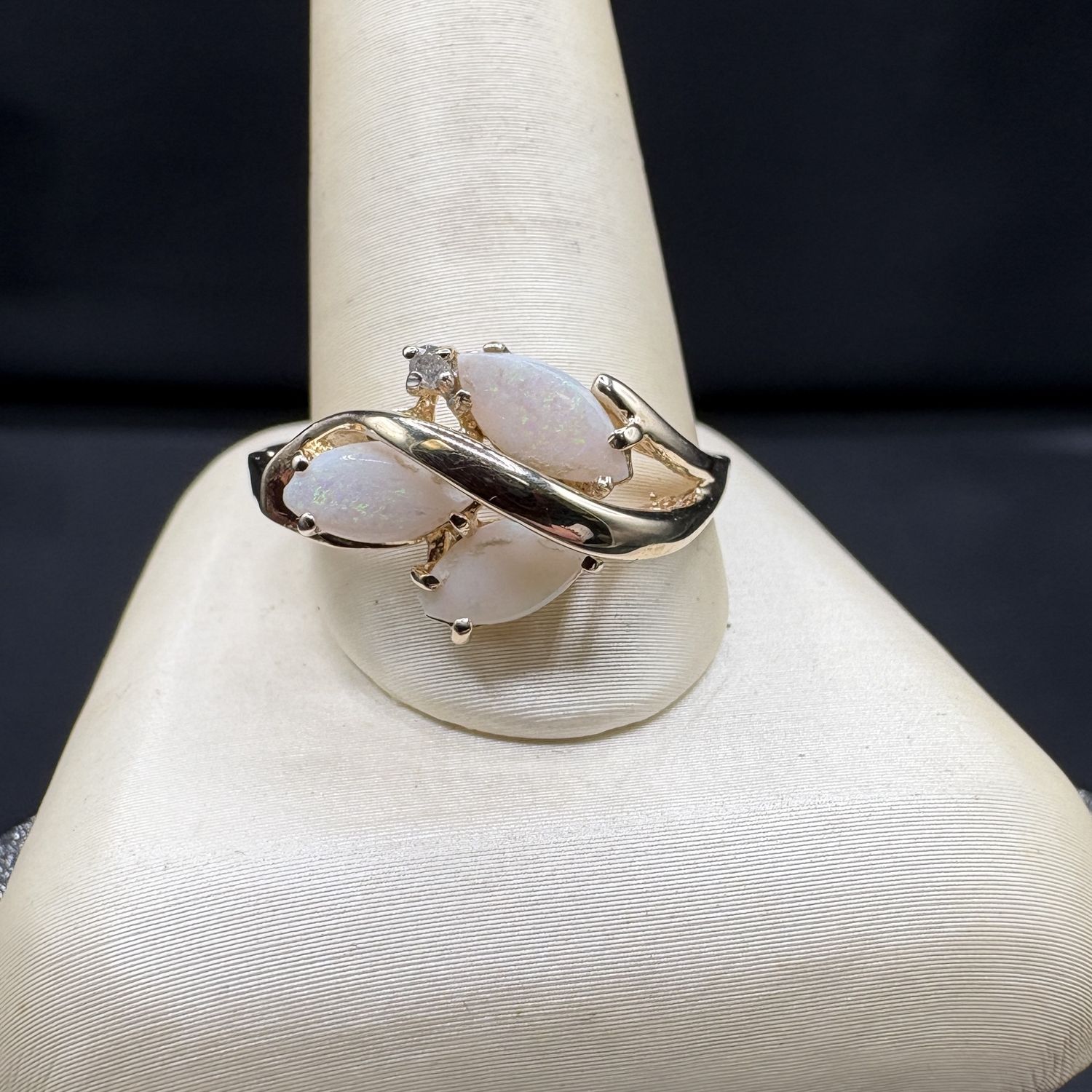 10K OPAL NATURE INSPIRED RING SIZE 12