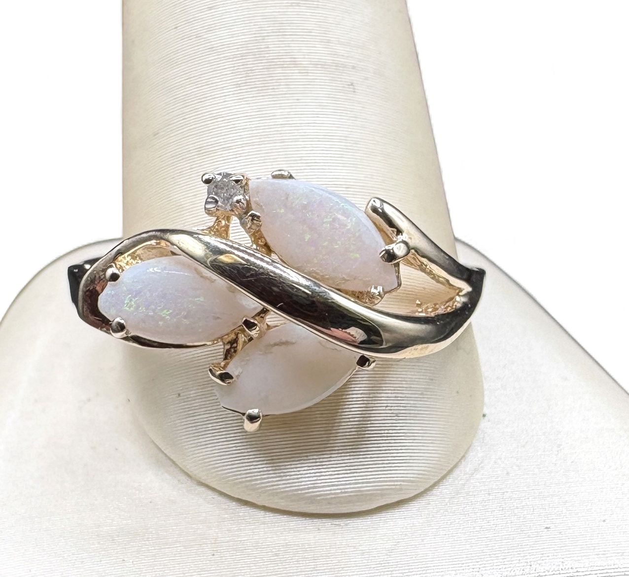 10K OPAL NATURE INSPIRED RING SIZE 12
