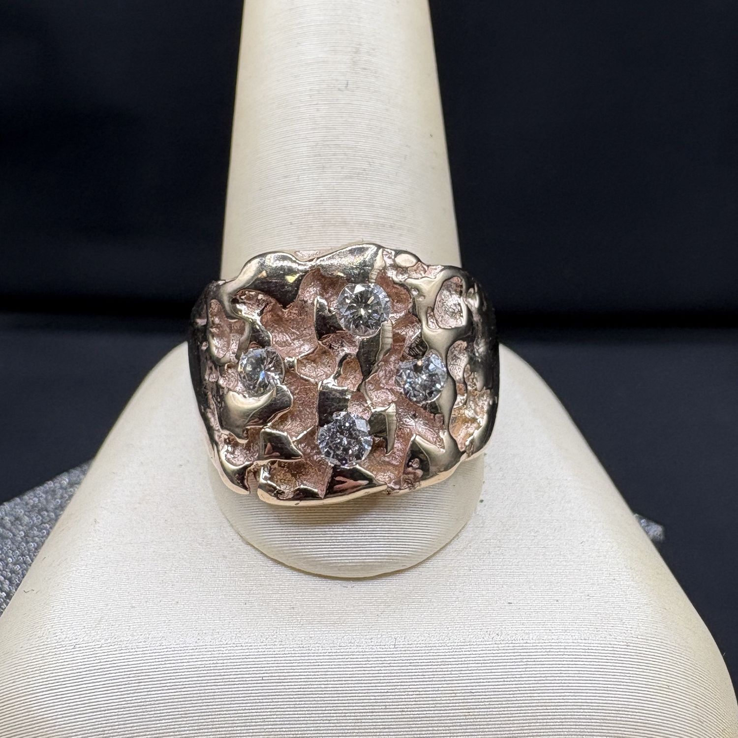 10K MEN'S NUGGET DIAMOND RING SIZE 11