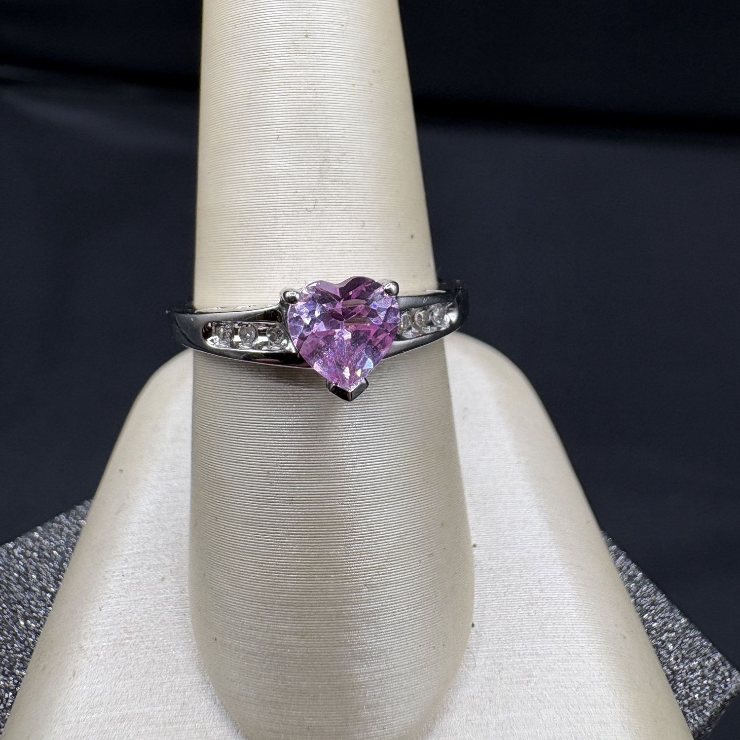 10K PINK &amp; DIAMOND ICE HEART RING SIZE 7
