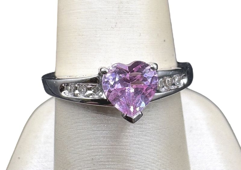 10K PINK &amp; DIAMOND ICE HEART RING SIZE 7