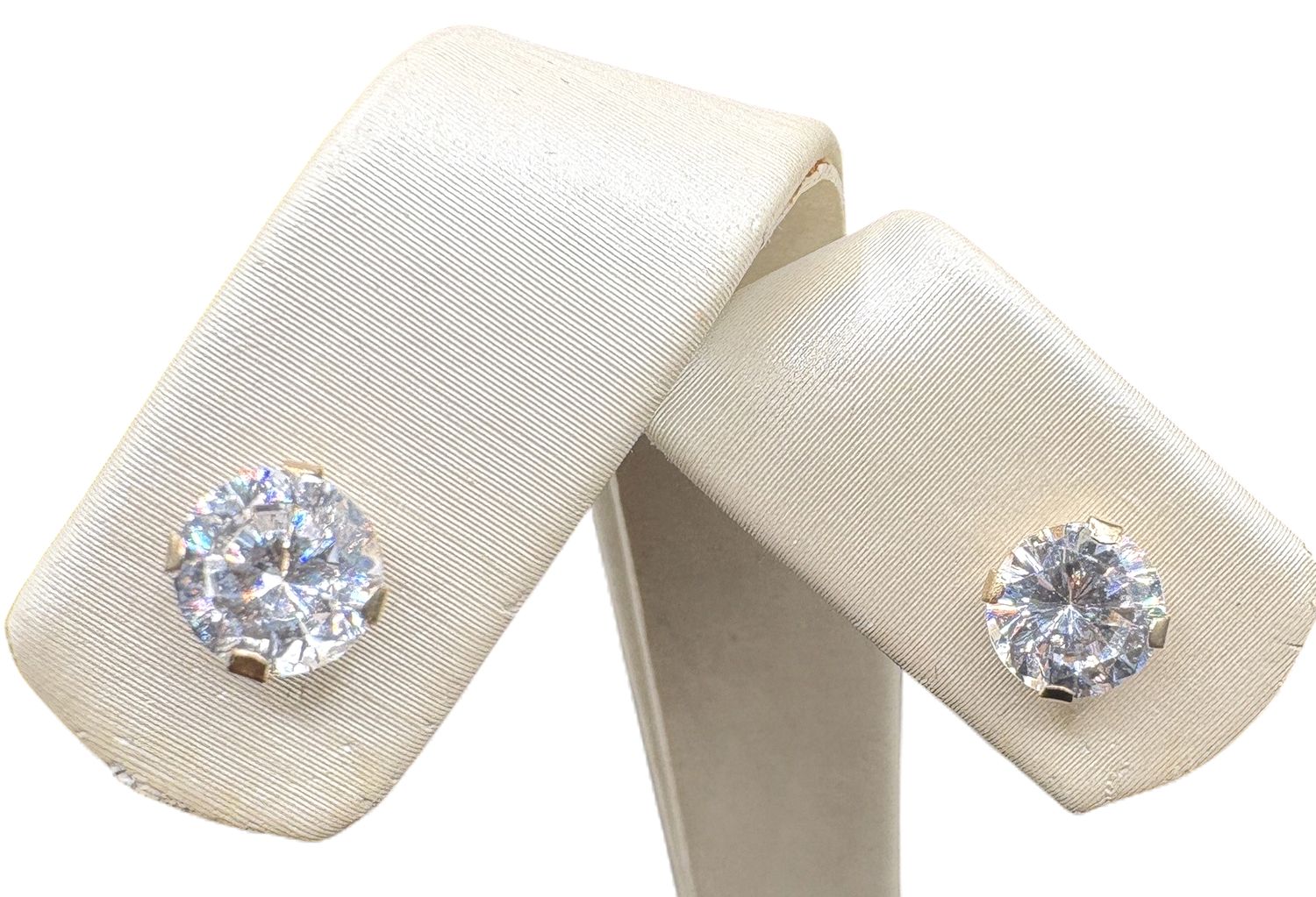 14K ROUND 4 PRONG CZ EARRING STUD