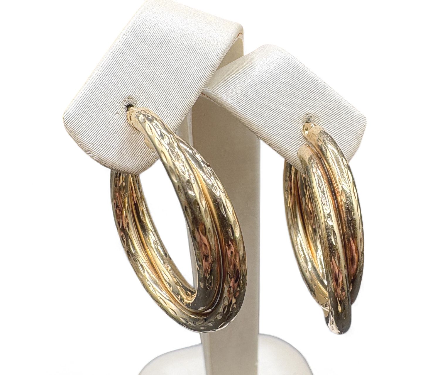 14K DOUBLE DIAMOND CUT HOOP EARRING