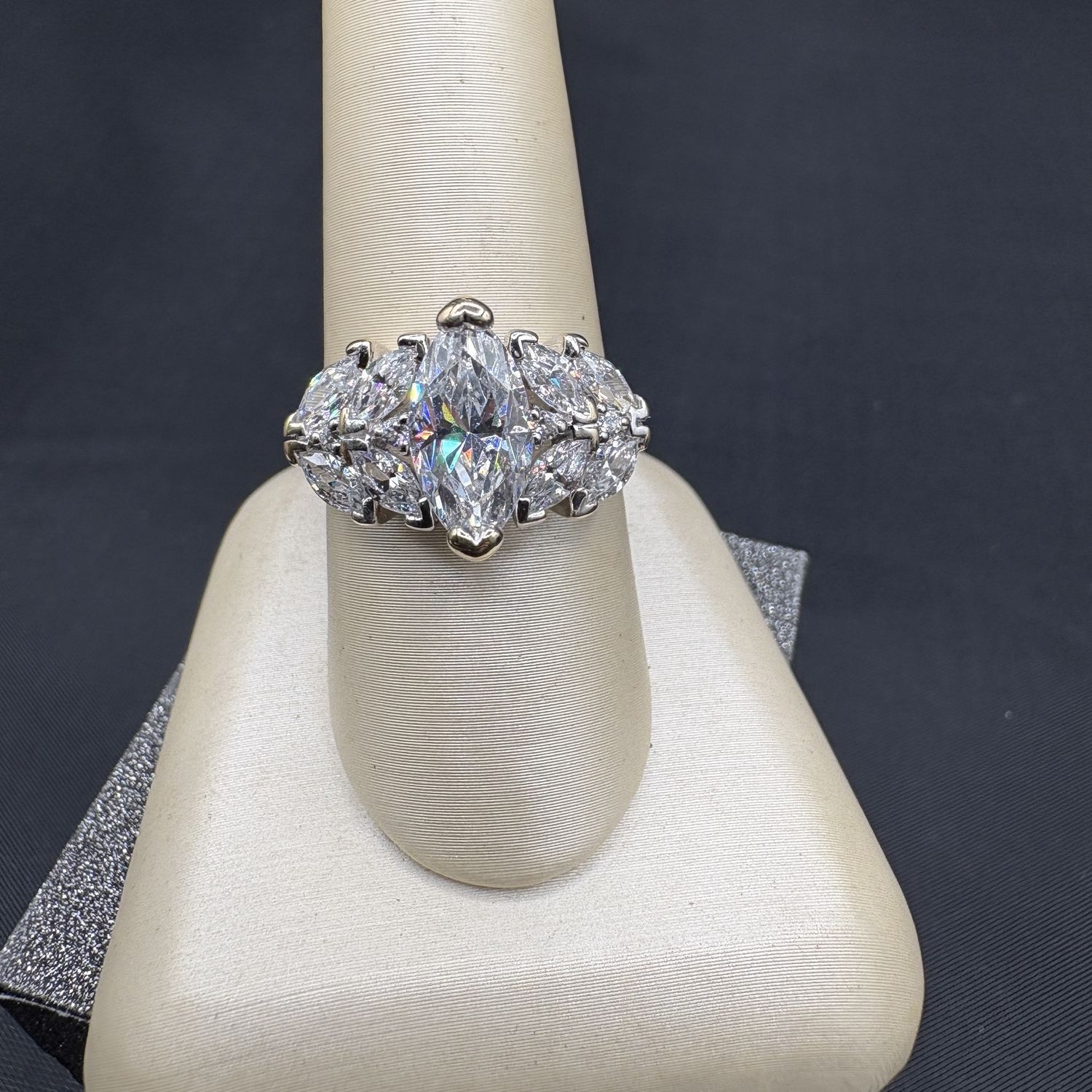 10K MARQUIS CZ RING SIZE 8