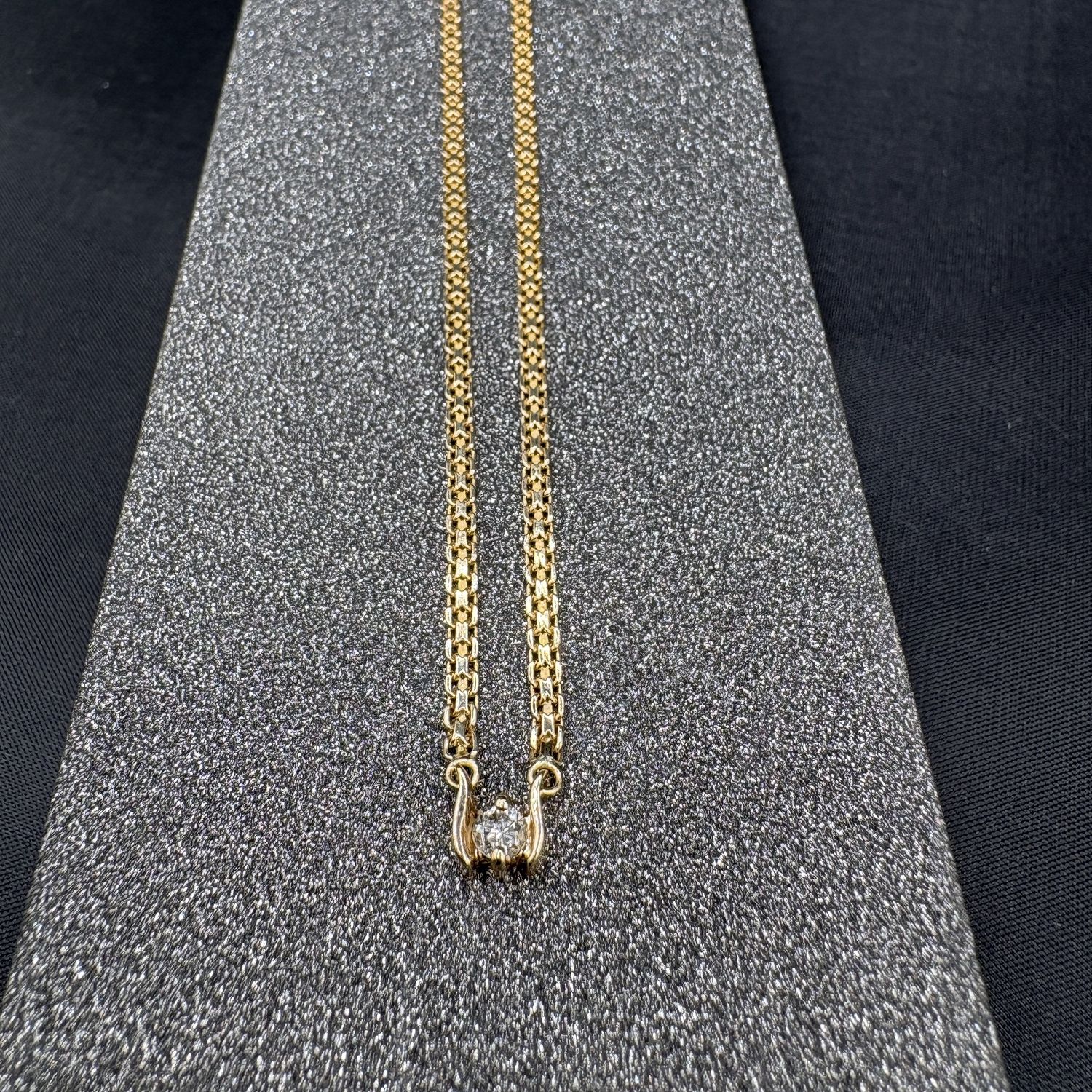 14K WOVEN CHAIN/ NECKLACE  WITH DIAMOND