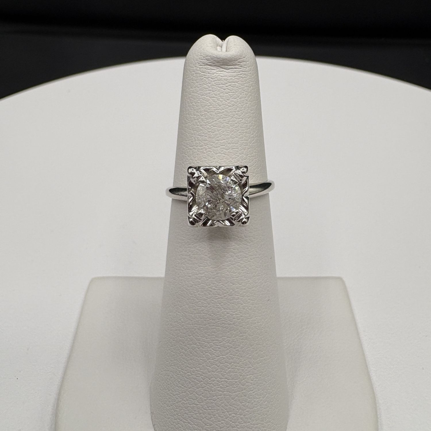 14K DIAMOND ENGAGEMENT RING SIZE 4.75