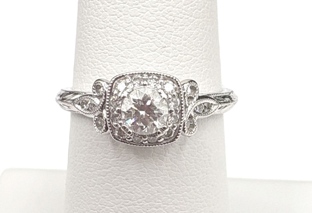 14K DIAMOND ENGAGEMENT RING SIZE 6.25