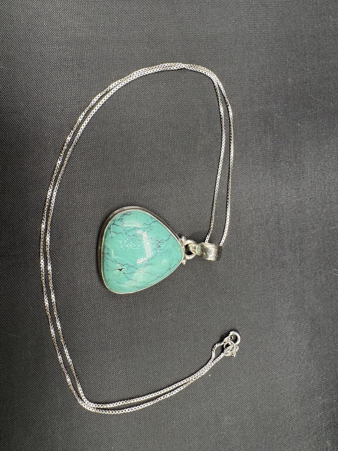 STERLING TURQUOISE PENDANT ON 20" CHAIN