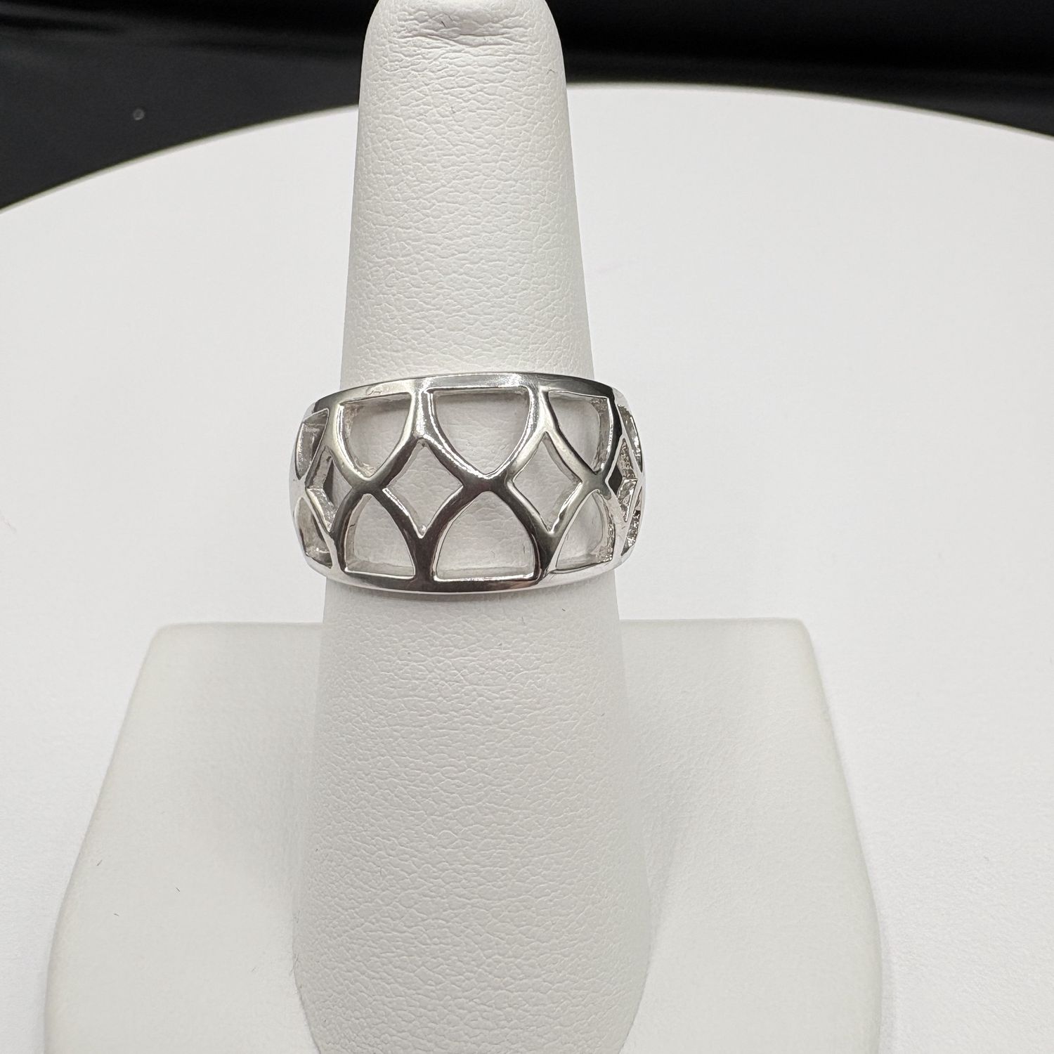 STERLING UNIQUE OPEN DESIGN RING SIZE 7