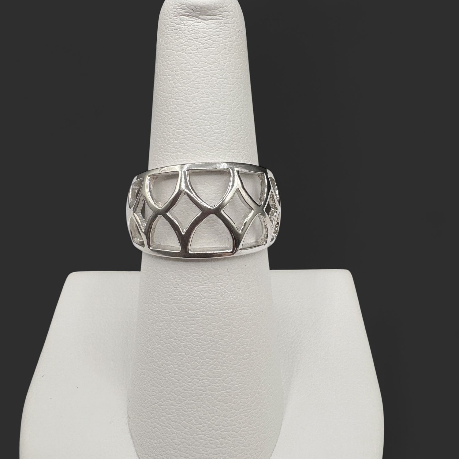 STERLING UNIQUE OPEN DESIGN RING SIZE 7