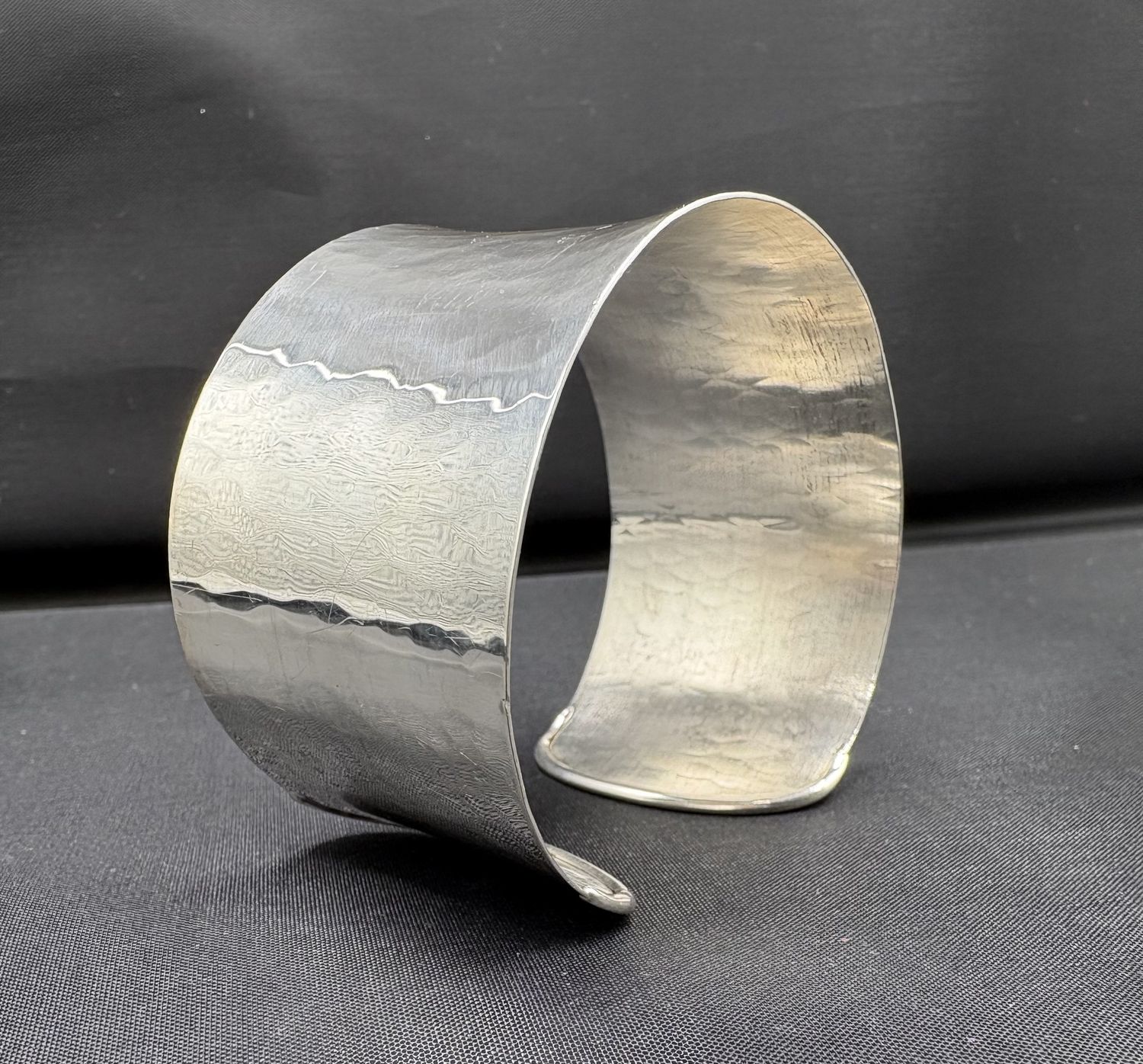 STERLING WIDE POLISHED BANGLE