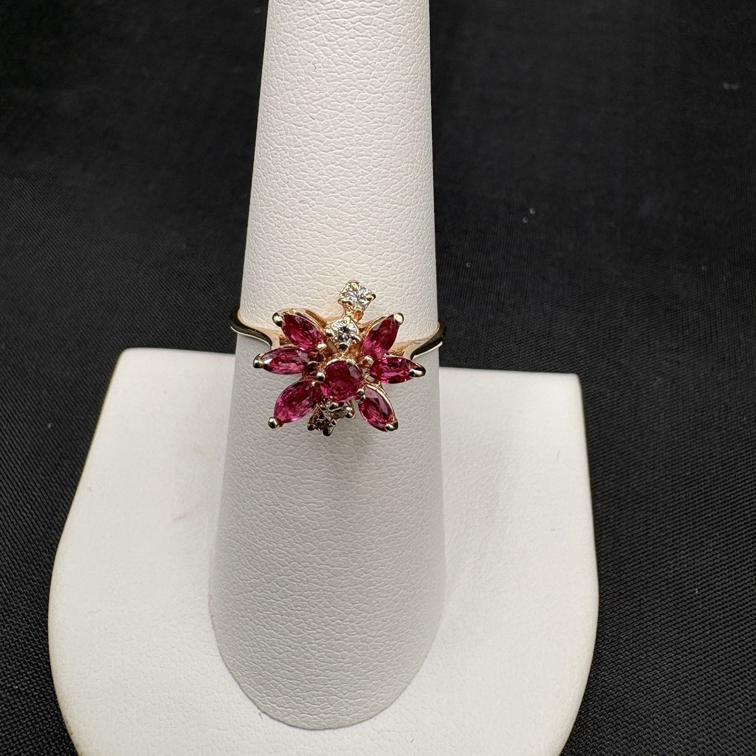 14K RUBY &amp; DIAMOND FLORAL RING SIZE 7