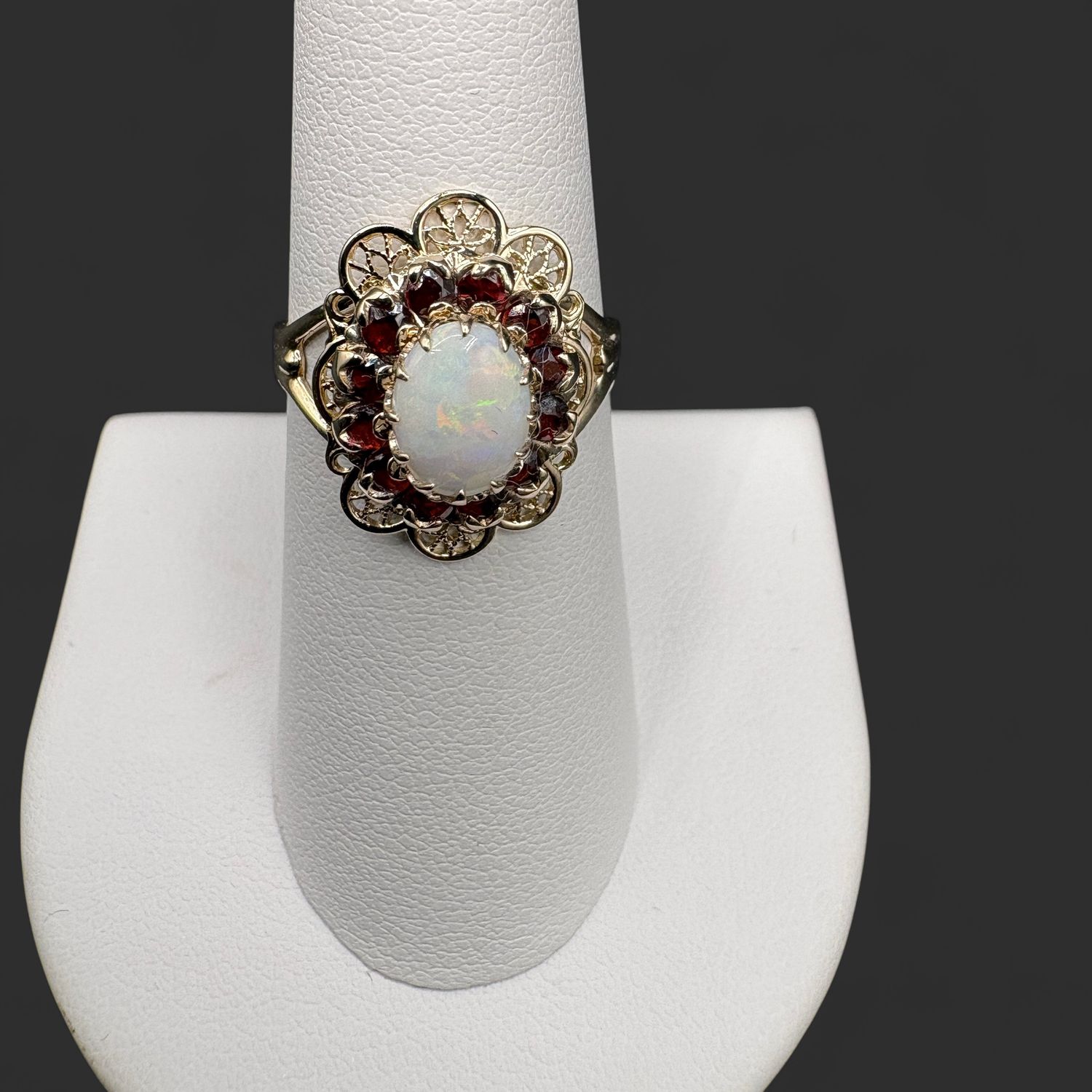 10K OPAL &amp; GARNET FILAGREE RING/YELLOW GOLD SIZE 7
