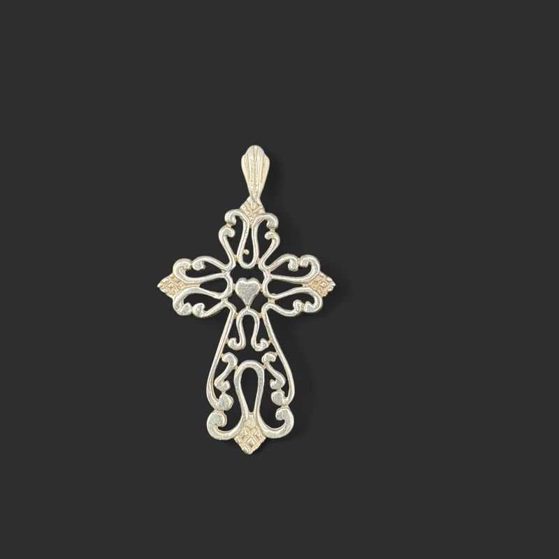 STERLING CROSS WITH HEART FILAGREE PENDANT