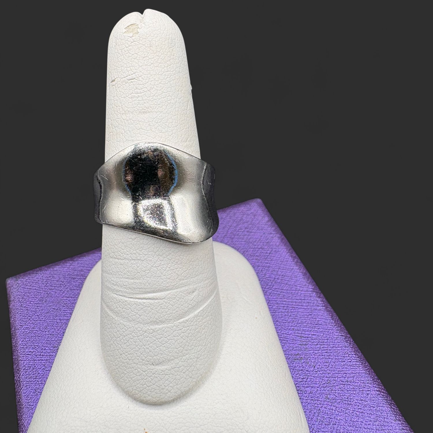 STERLING WIDE ASYMETRICAL RING SIZE 7.5