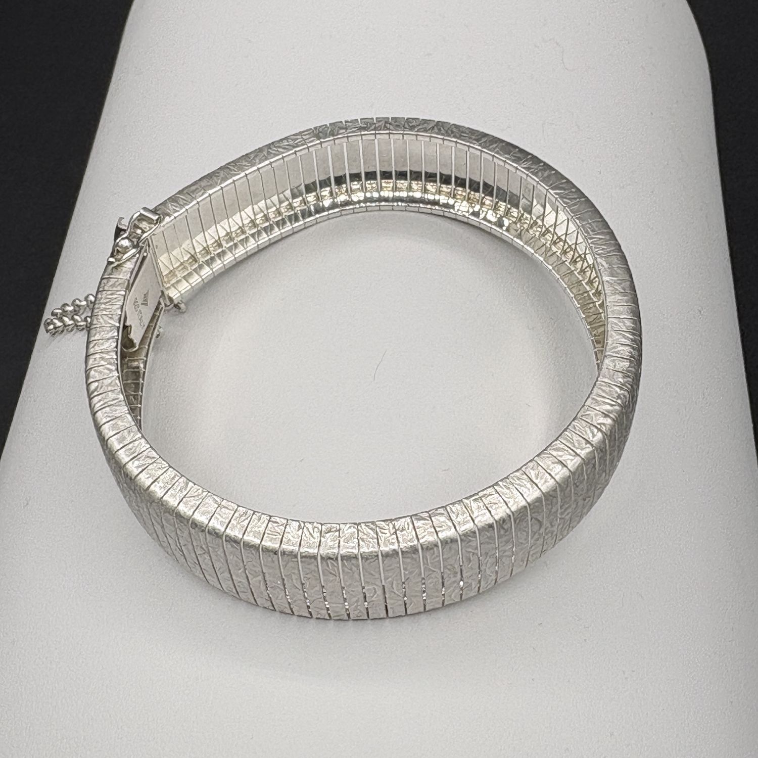 STERLING SILPADA FLEX BANGLE