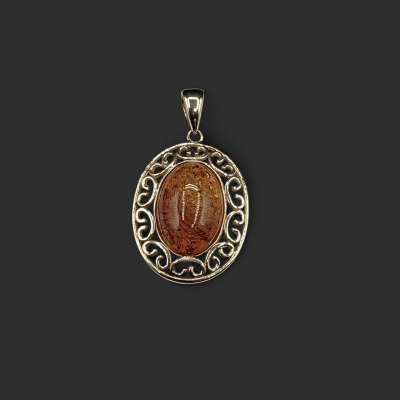14K FILAGREE  WITH AMBER CABOCHON PENDANT IN YELLOW GOLD