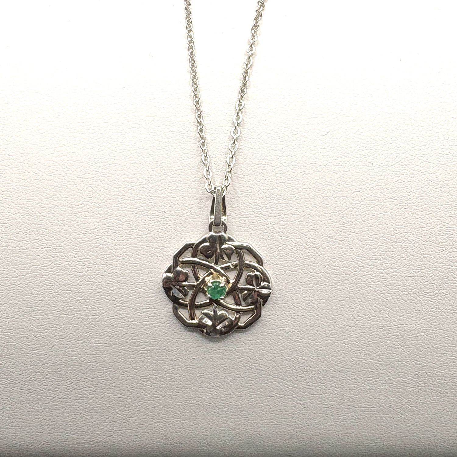 STERLING SILVER EMERALD SHAMROCK PENDANT WITH CHAIN 18"