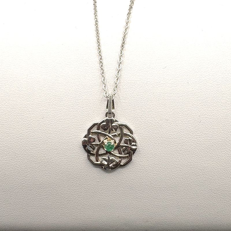 STERLING SILVER EMERALD SHAMROCK PENDANT WITH CHAIN 18"