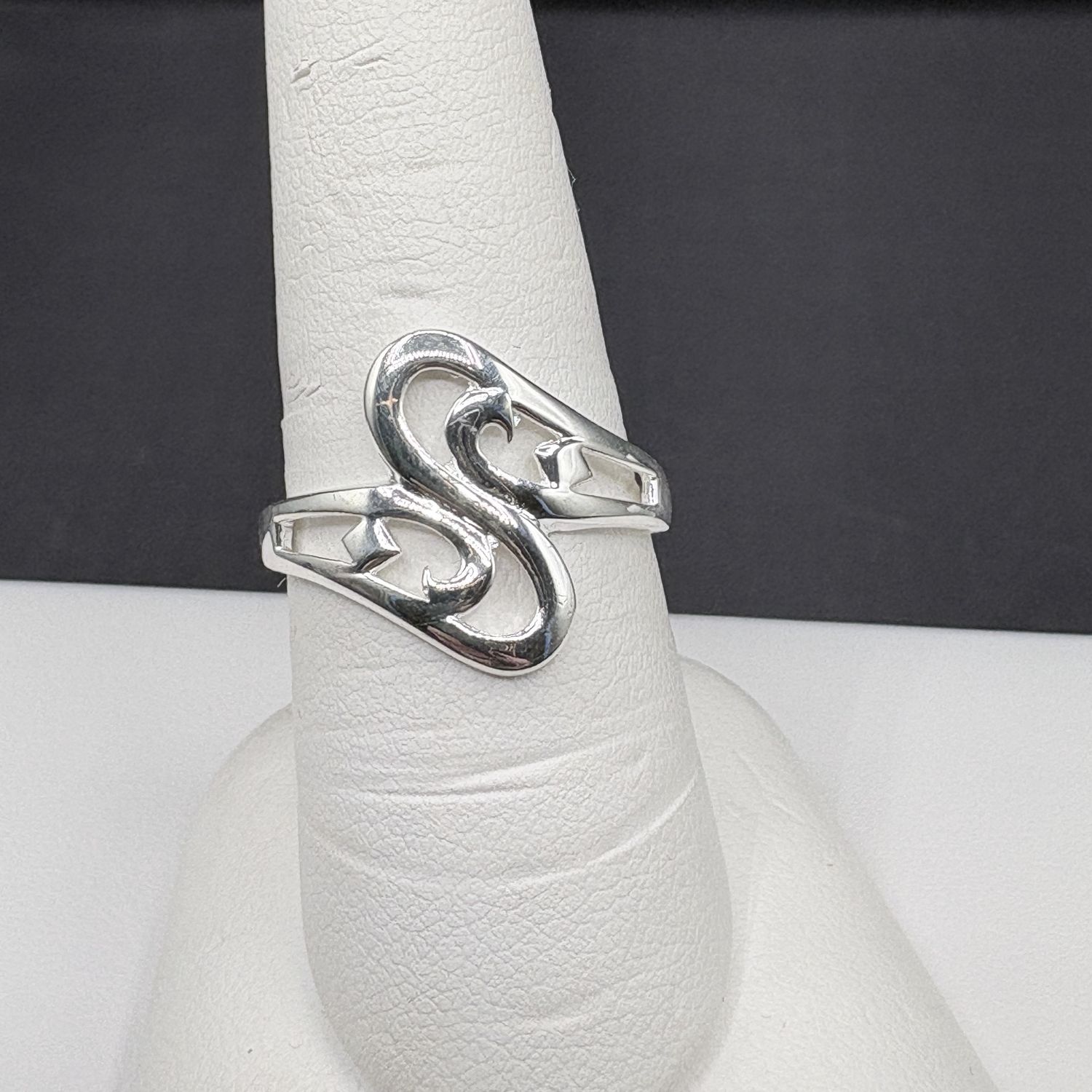 STERLING SILVER BYPASS RING SIZE 8.25