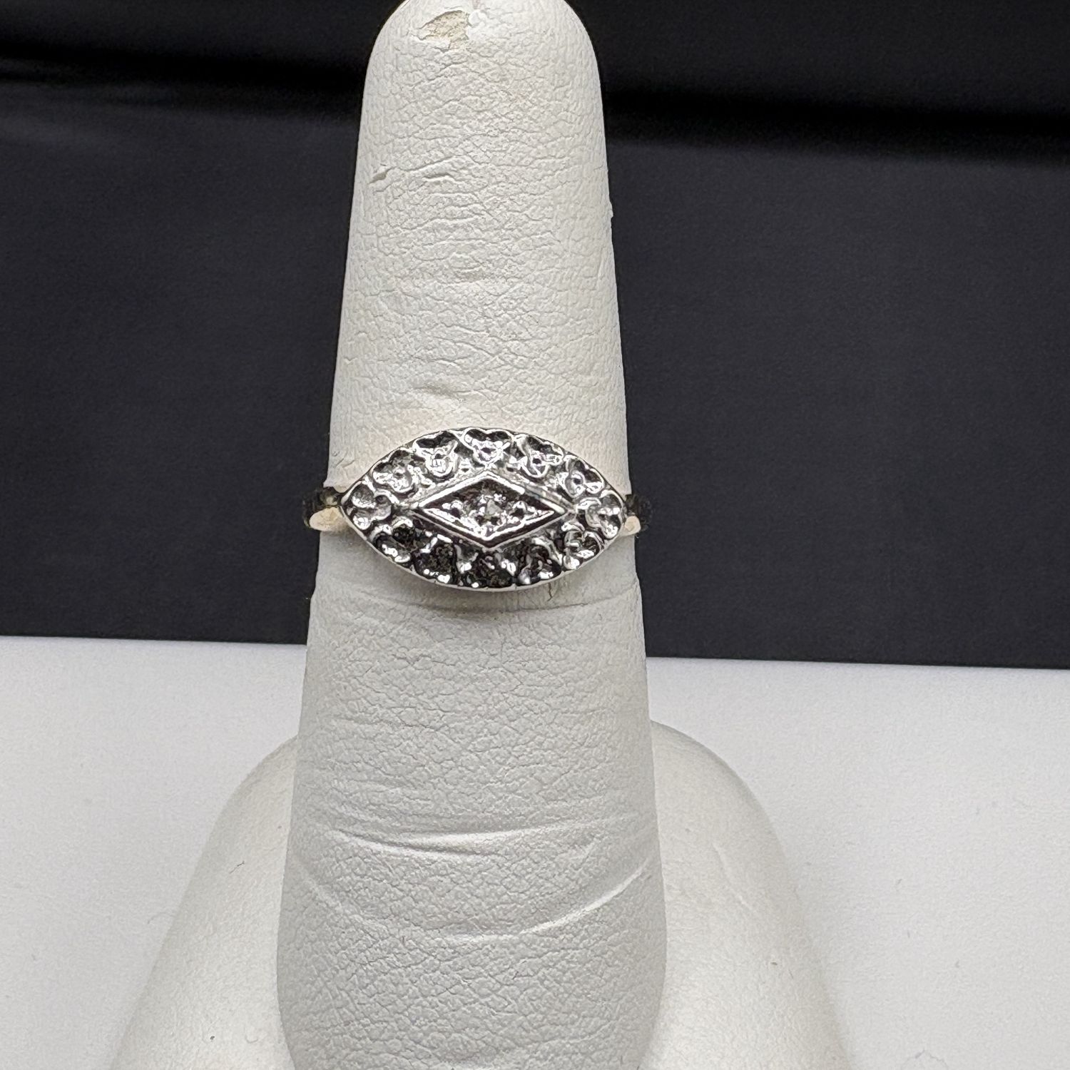 10K TWO TONE PRINCESS DIAMOND RING SIZE 7