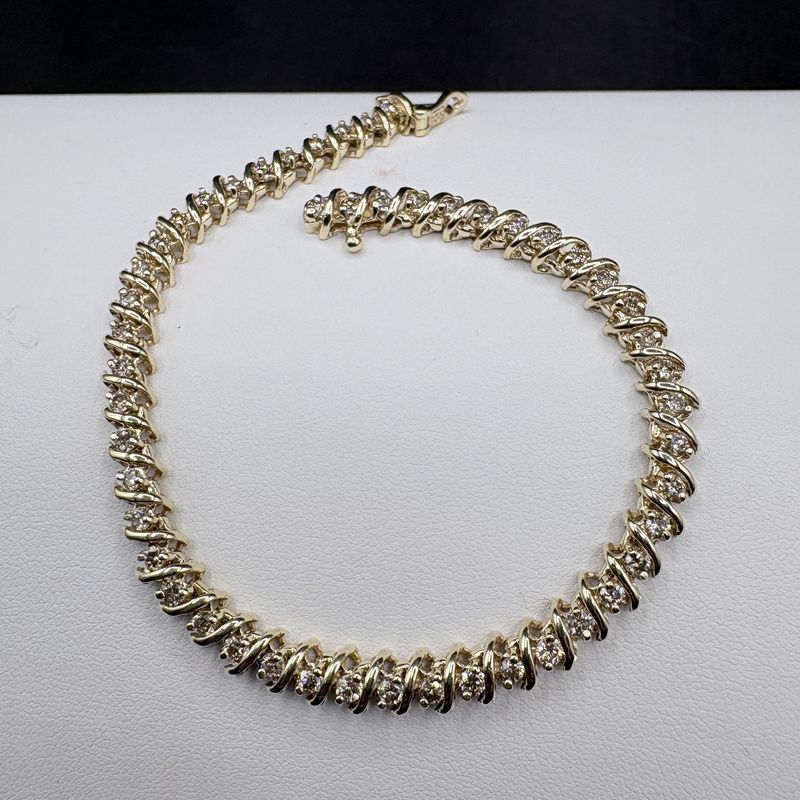 10K DIAMOND TENNIS BRACELET 8"