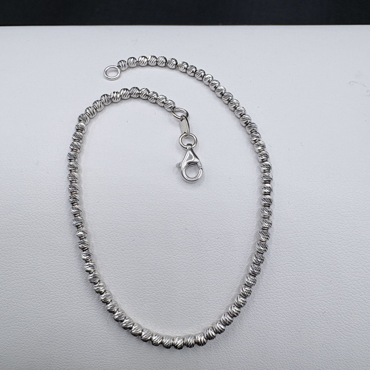 14K  DIAMOND CUT BEADED BRACELET 8"