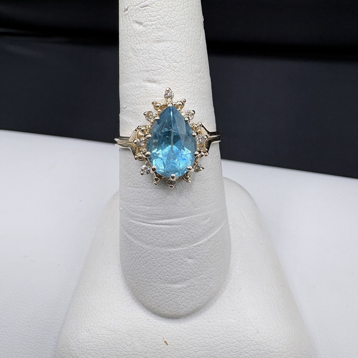 14K SWISS BLUE TOPAZ WITH DIAMOND HALO RING SIZE 7.25