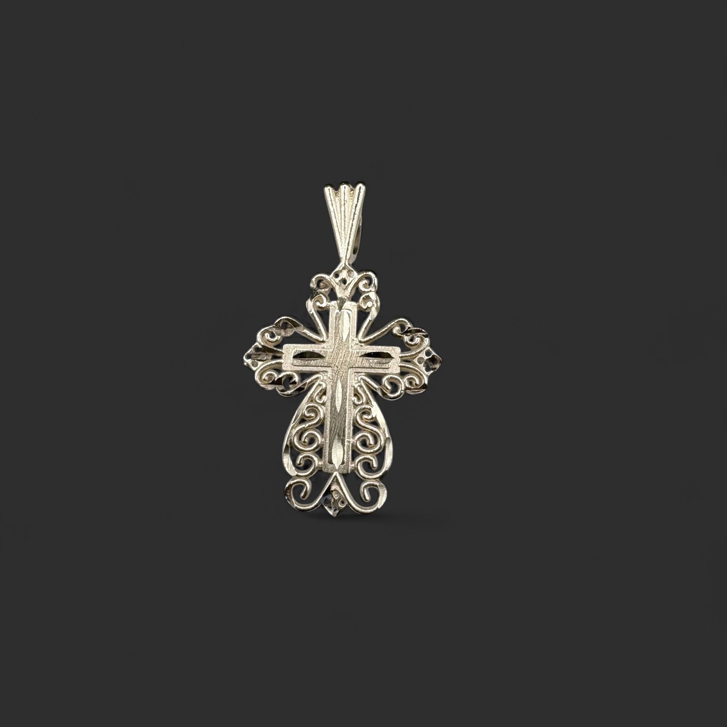 14K FILAGREE CROSS PENDANT IN YELLOW GOLD