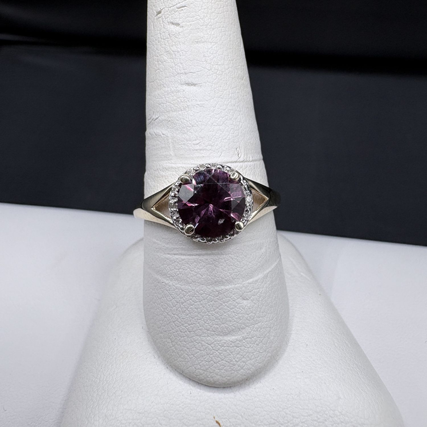 10K SYNTHETIC ALEXANDERITE &amp; DIAMOND RING SIZE 9