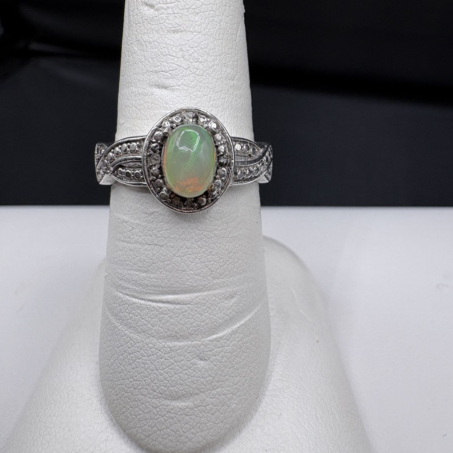 STERLING OPAL CABOCHON RING SIZE 7