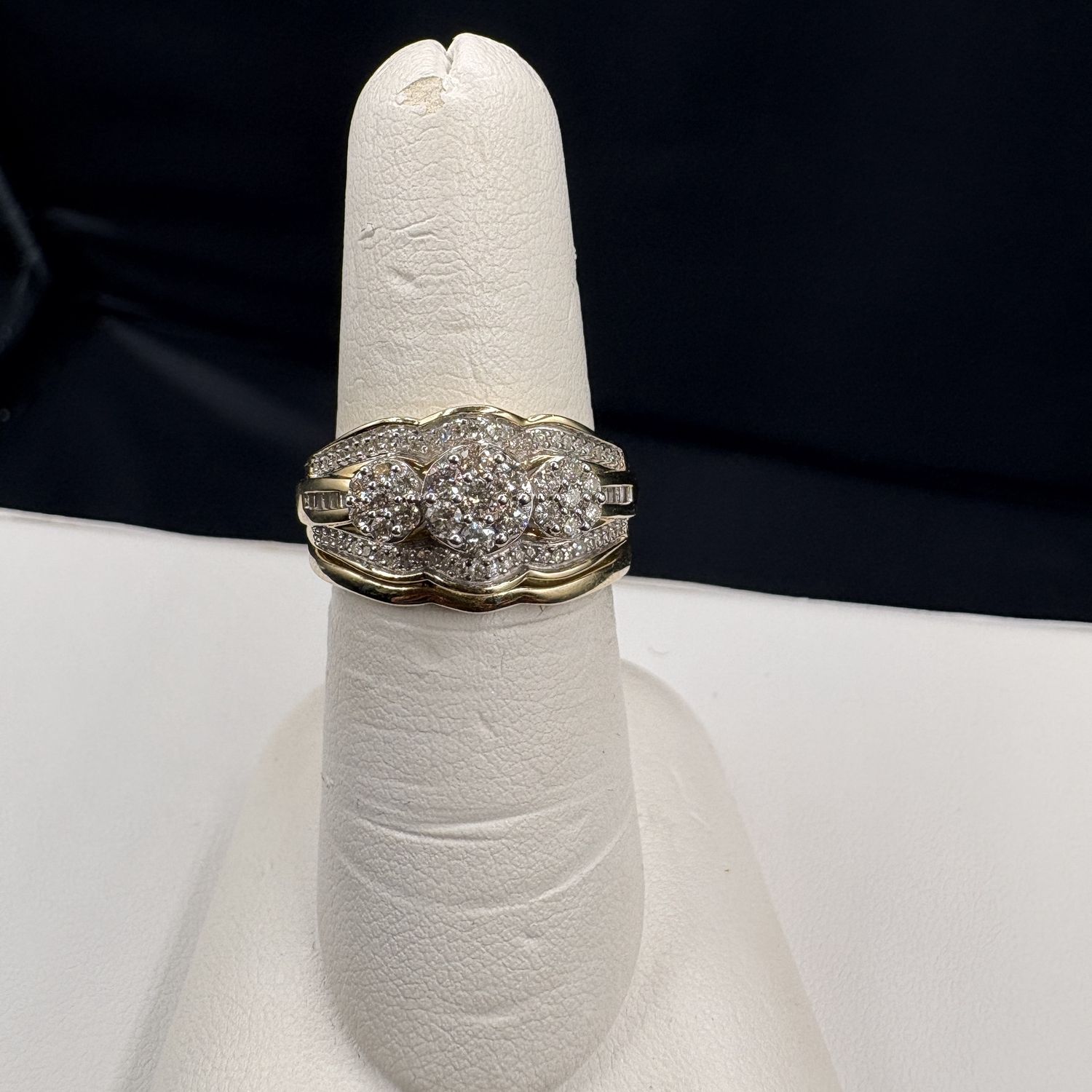 14K LAB DIAMOND CLUSTER WEDDING RING SET SIZE 6.75